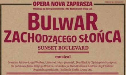 Wyjazd na musical do Opery Nova.