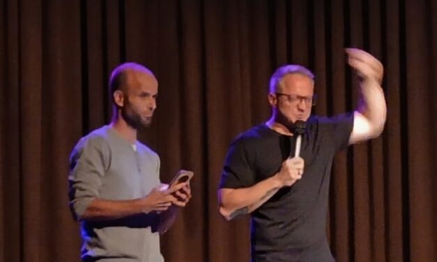 Stand-Up: Paweł Reszela