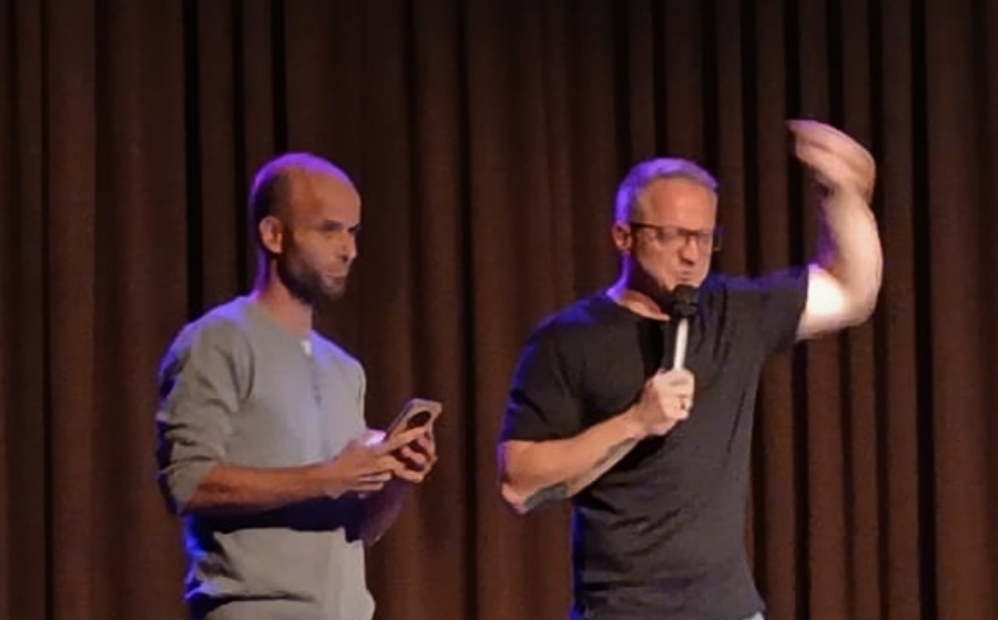 Stand-Up: Paweł Reszela