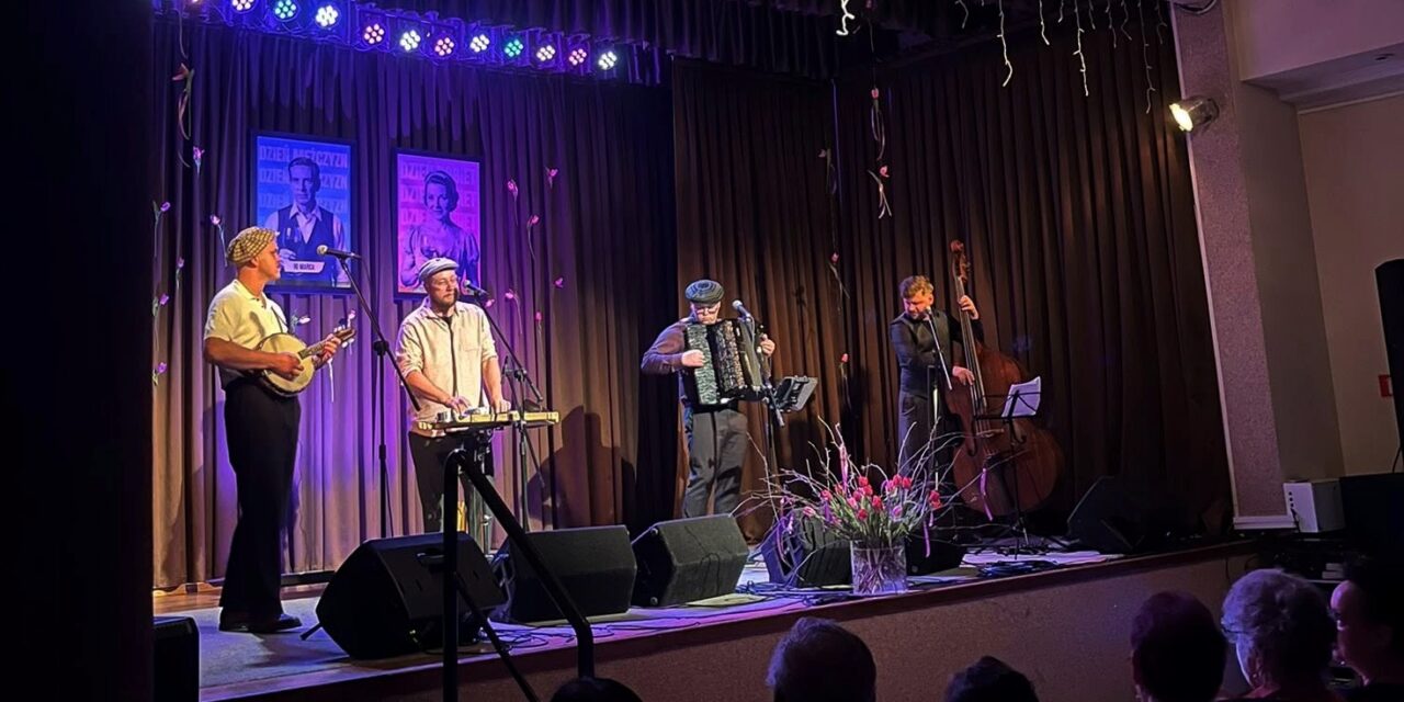 Nicponie na Dzień Kobiet